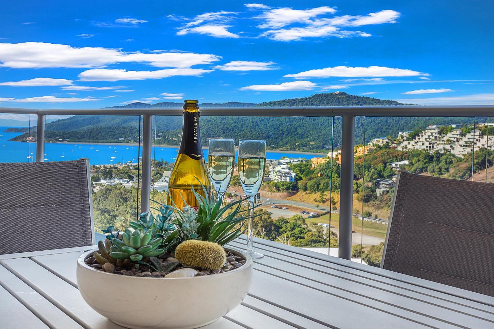 Serenity Views Apartment Airlie Beach Exterior photo